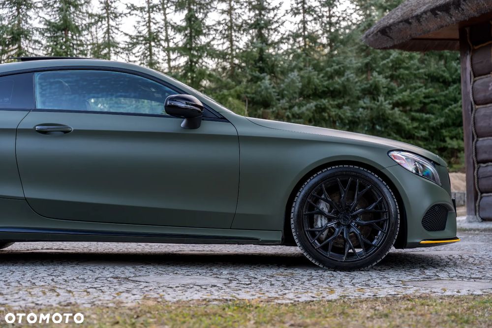 Mercedes-Benz Klasa C AMG 43 4Matic 9G-TRONIC - 17