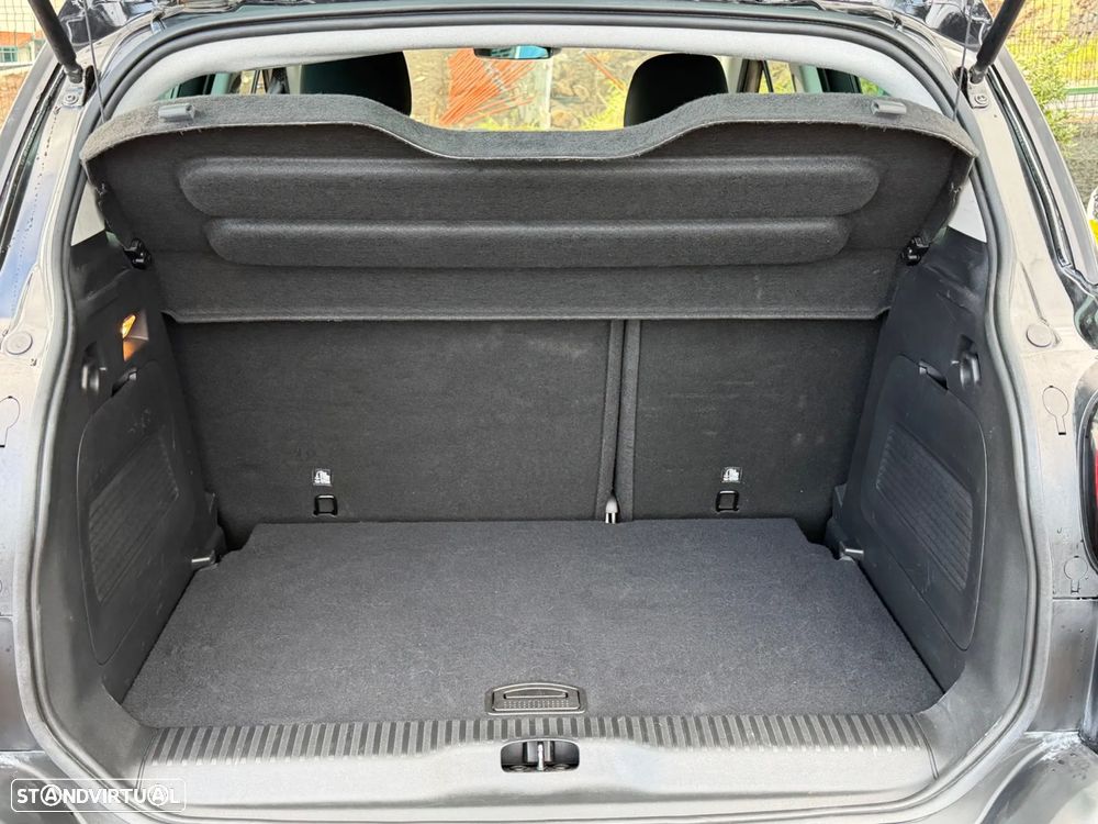 Citroën C3 Aircross 1.2 PureTech Plus - 17