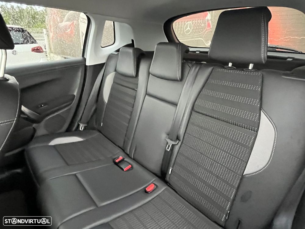Peugeot 2008 1.6 e-HDi Allure - 40