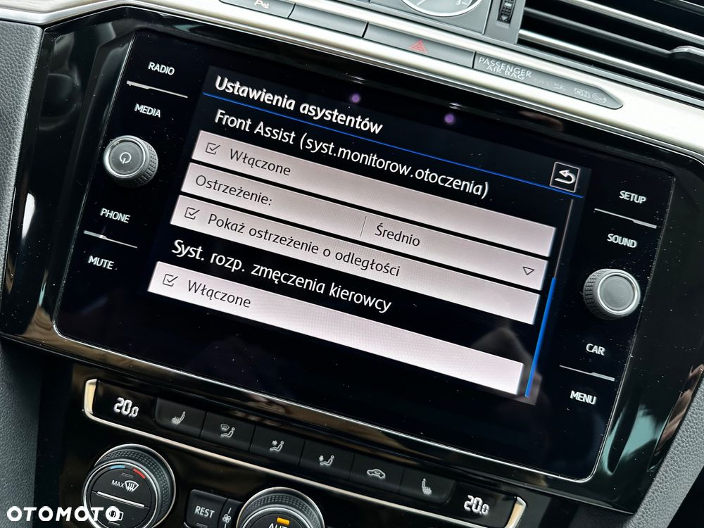 Volkswagen Passat Variant 1.4 TSI ACT (BlueMotion Technology) Highline - 37