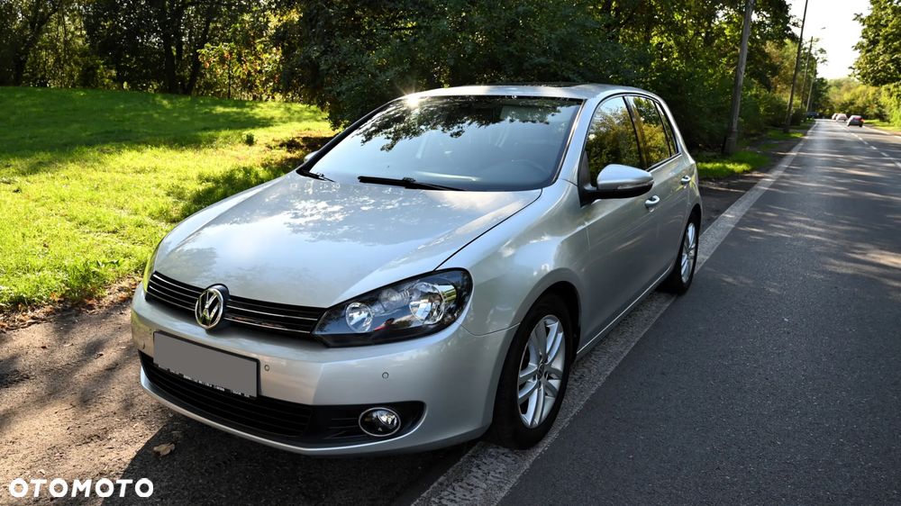 Volkswagen Golf - 1