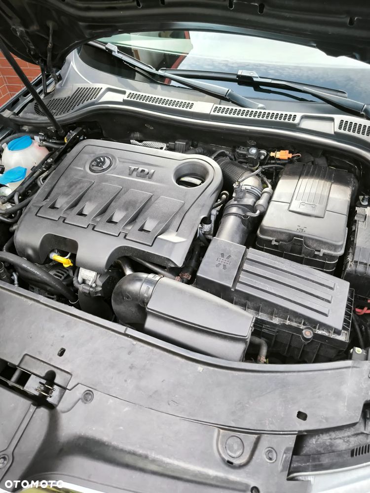 Skoda Superb 2.0 TDI 4x4 Elegance - 25