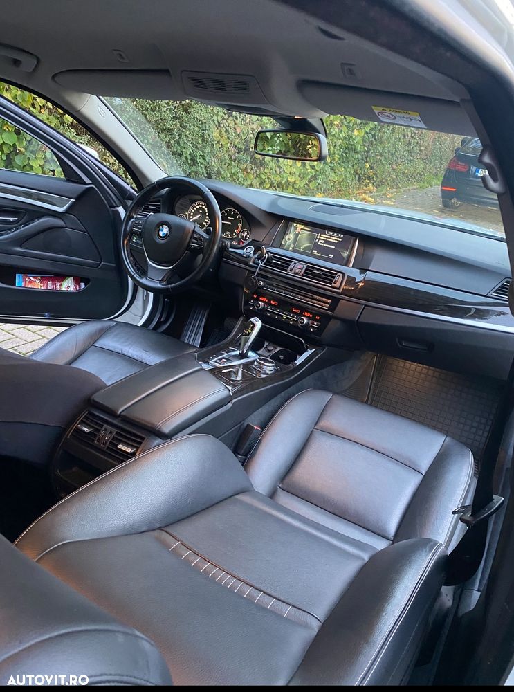 BMW Seria 5 520d xDrive - 6