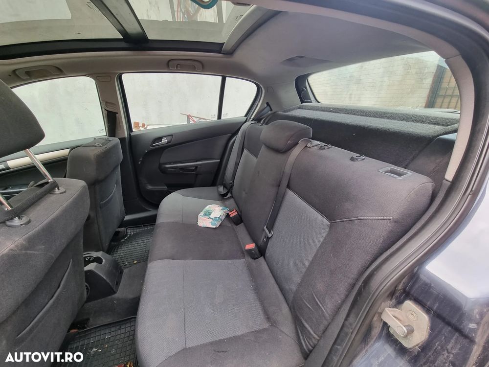 Opel Astra - 10