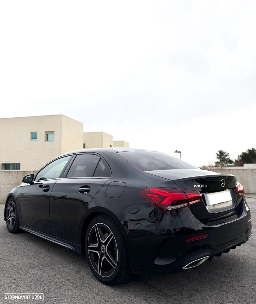 Mercedes-Benz A 180 Limousine d 7G-DCT AMG Line - 5