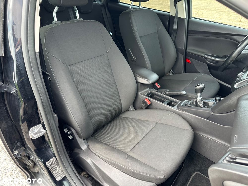 Ford Focus - 29
