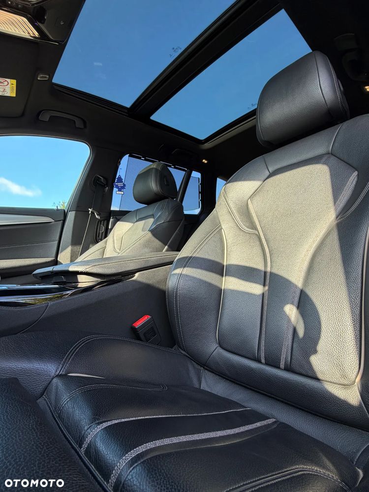 BMW Seria 5 530i xDrive M Sport sport - 11
