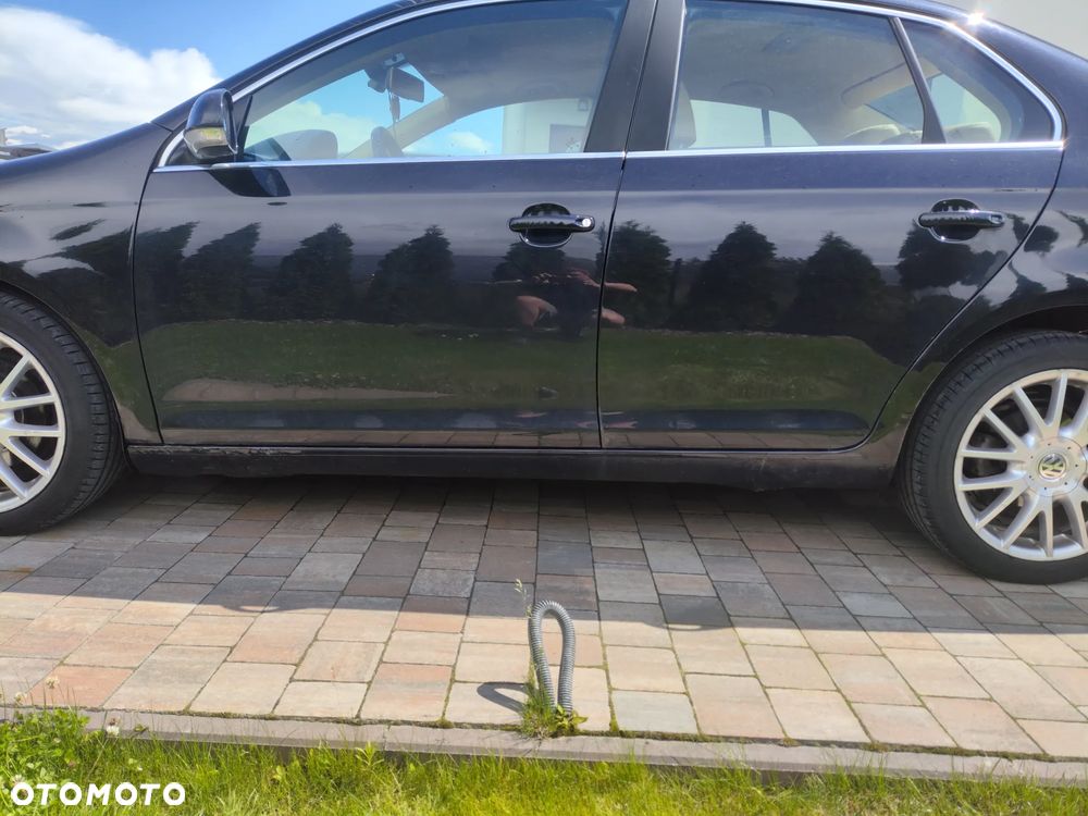 Volkswagen Jetta - 13