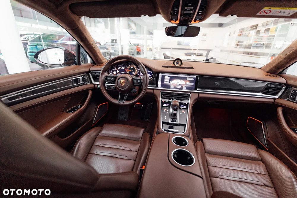 Porsche Panamera GTS - 18