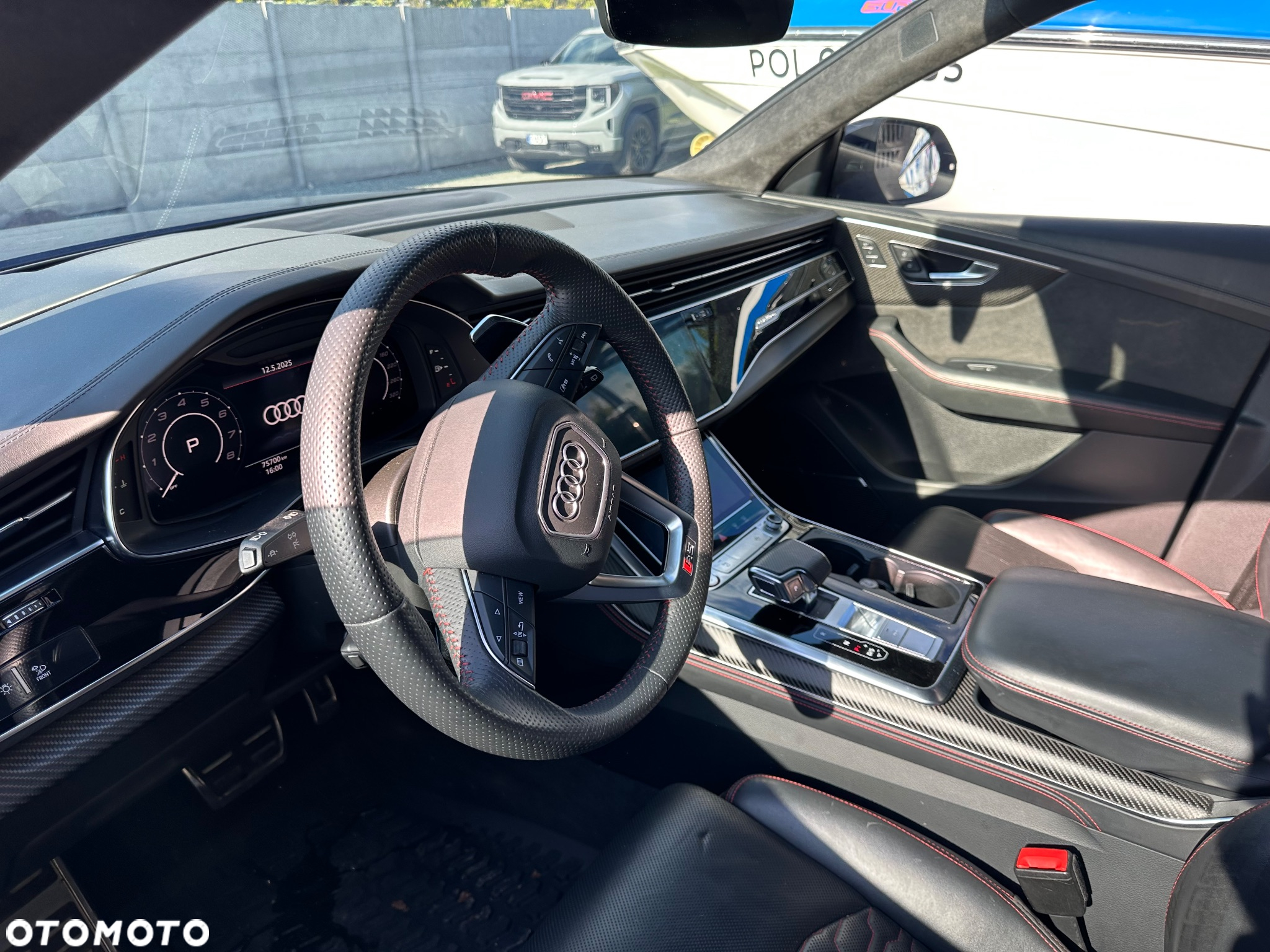 Audi RS Q8 TFSI quattro tiptronic - 11