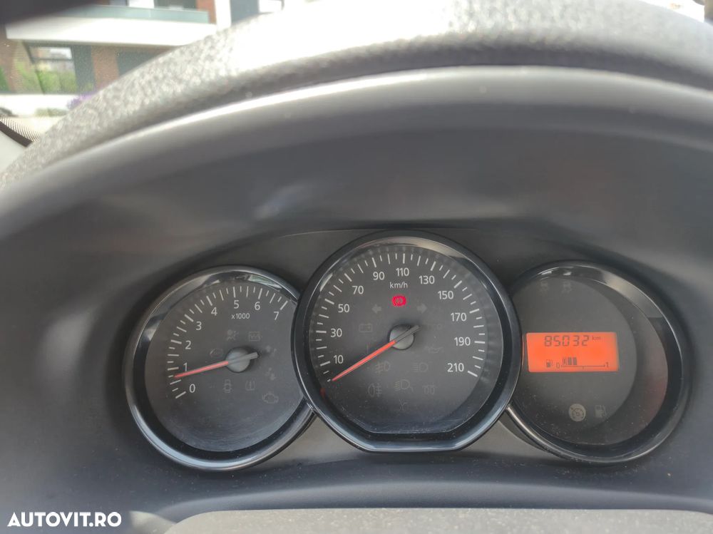 Dacia Logan 1.2 75CP Acces - 8