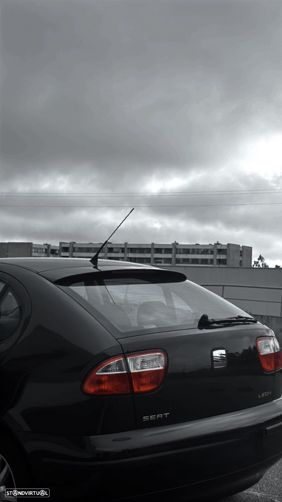 SEAT Leon 1.4 16V Confort JE+AC - 2