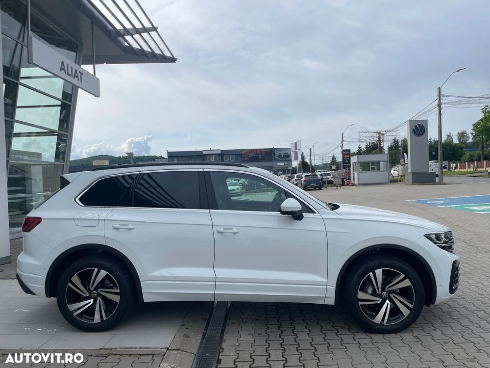 Volkswagen Touareg V6 TDI 4MOTION Elegance - 3