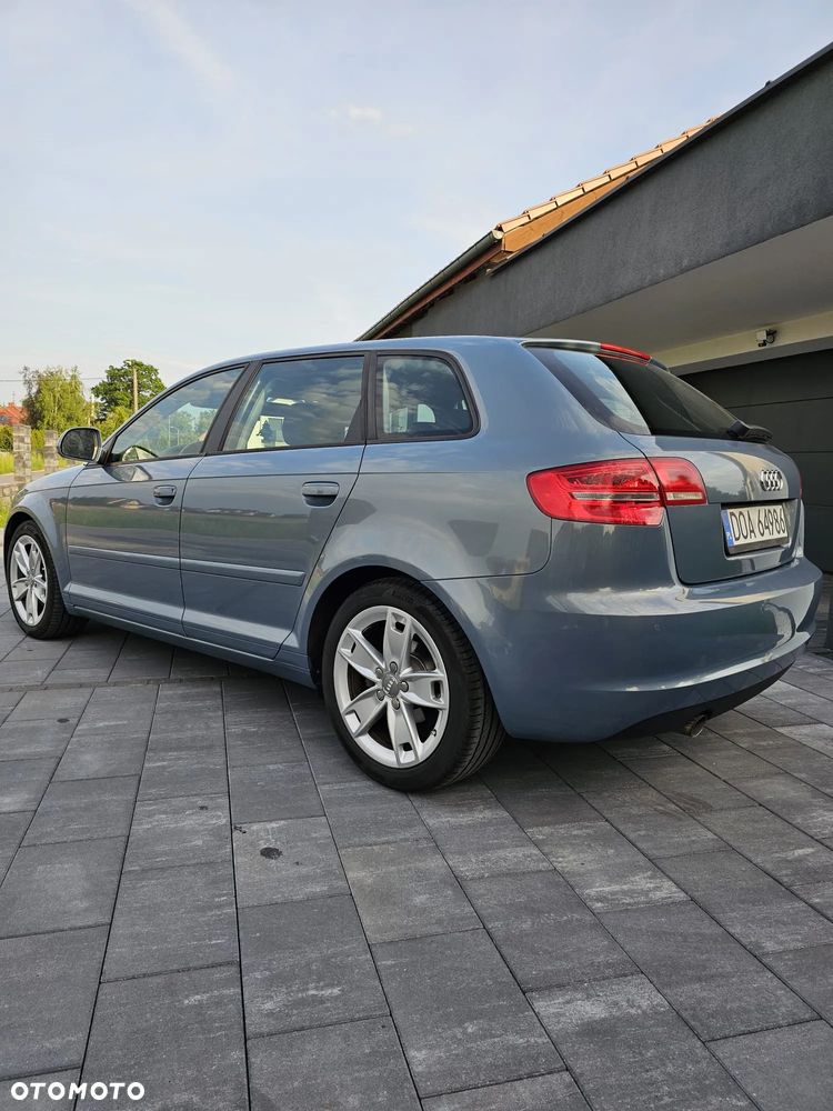Audi A3 Sportback 2.0 TDI Ambiente - 3