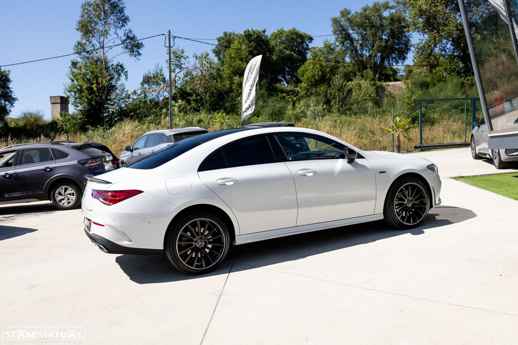 Mercedes-Benz CLA 250 e AMG Line - 51