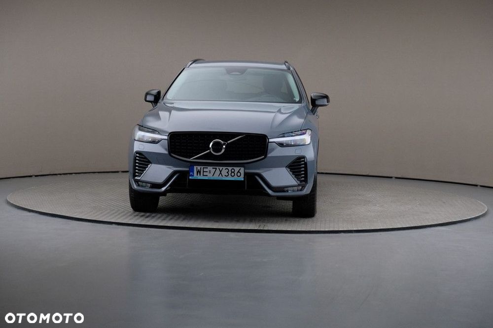 Volvo XC 60 B4 D Plus Dark - 3