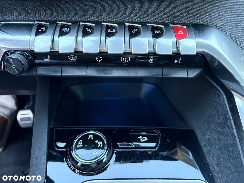 Peugeot 3008 PureTech 130 Stop & Start Crossway - 26