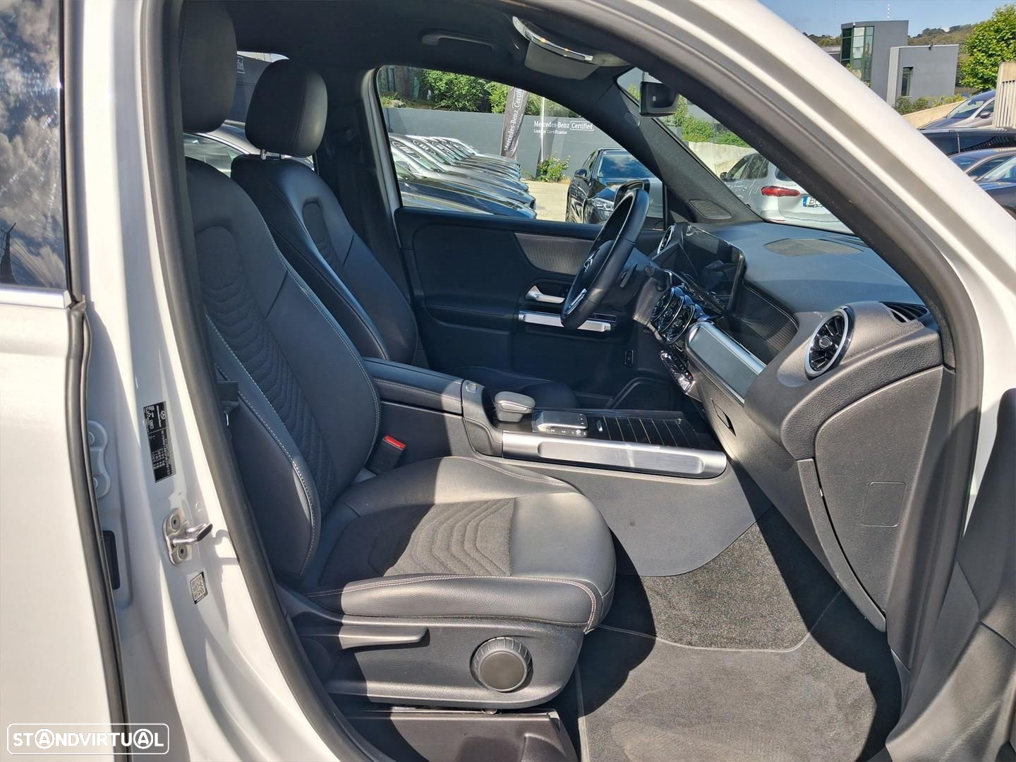Mercedes-Benz GLB 180 d Progressive - 13