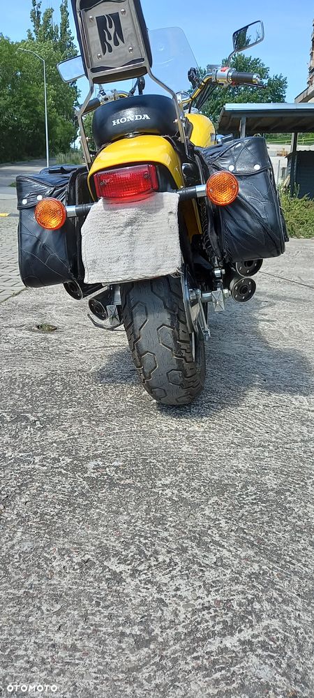 Honda VF - 3