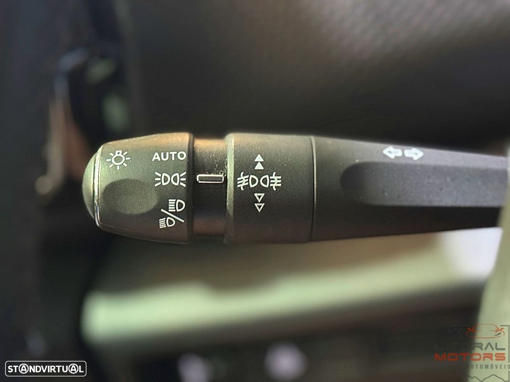 Citroën C4 1.2 PureTech Shine Pack EAT8 - 24