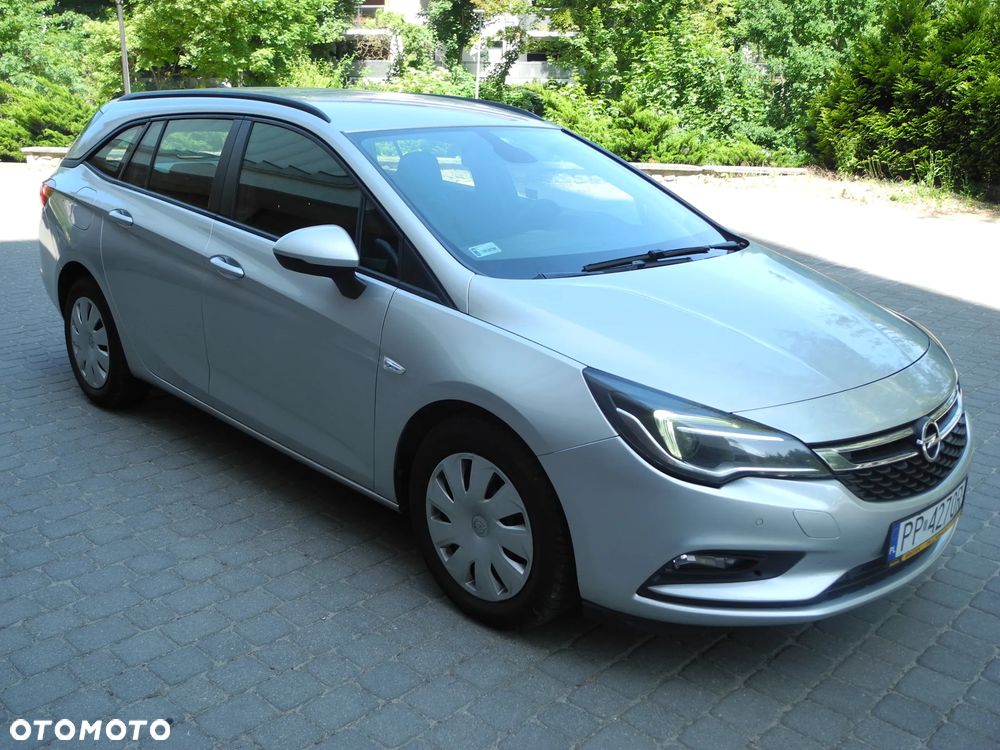 Opel Astra - 2