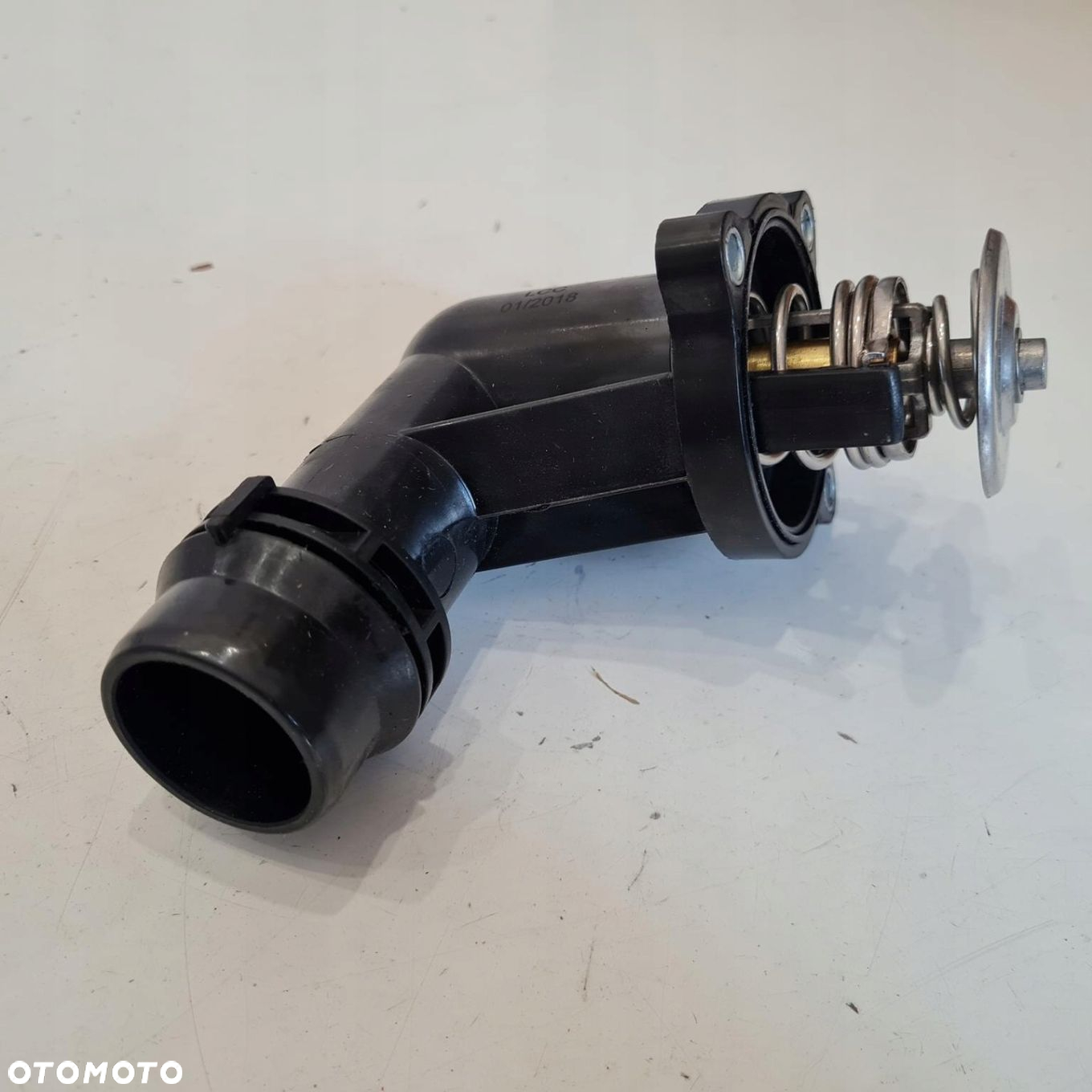 BMW 3 E36 E46 1.6 1.8 1.9 TERMOSTAT LCC F 06 017 - 4