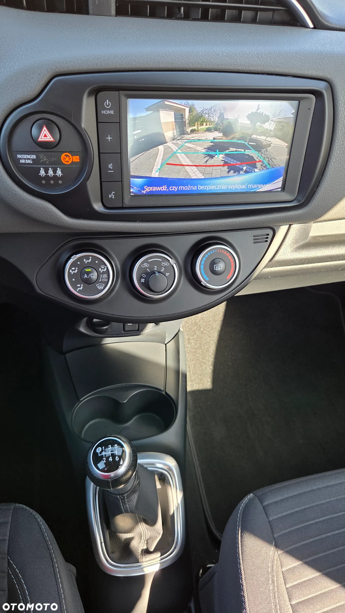 Toyota Yaris 1.5 Active - 9