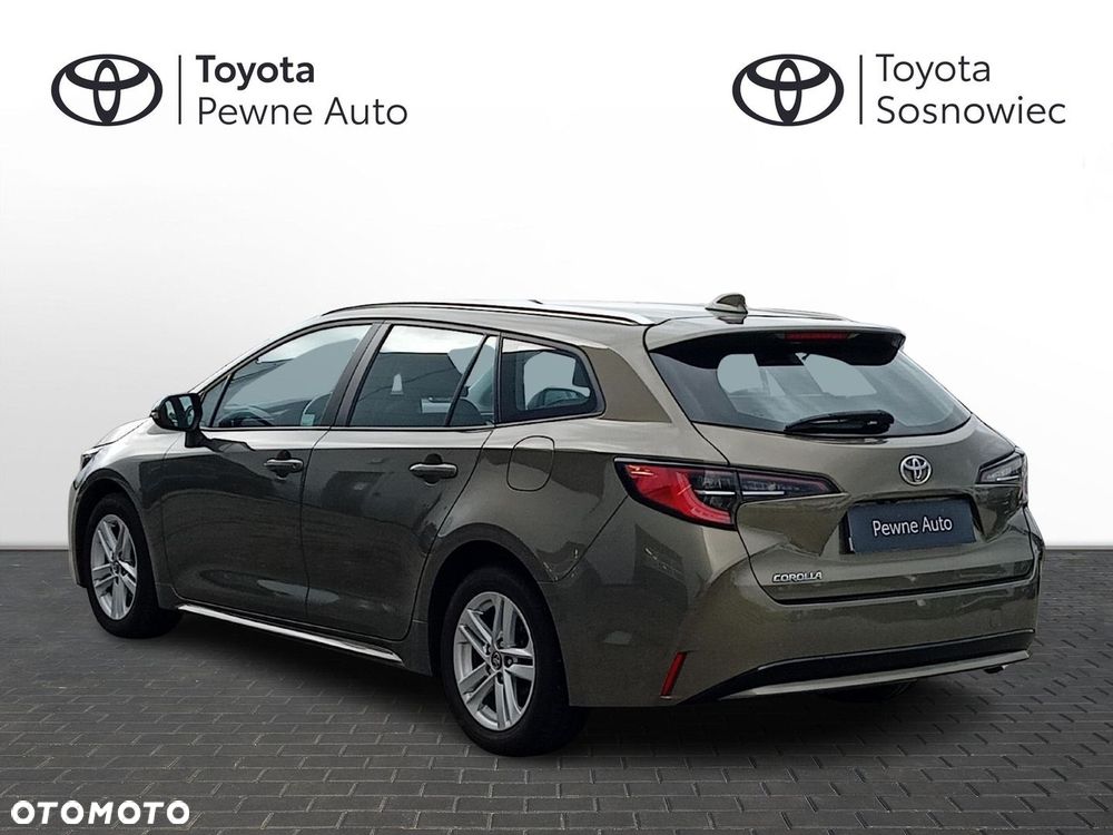 Toyota Corolla - 5