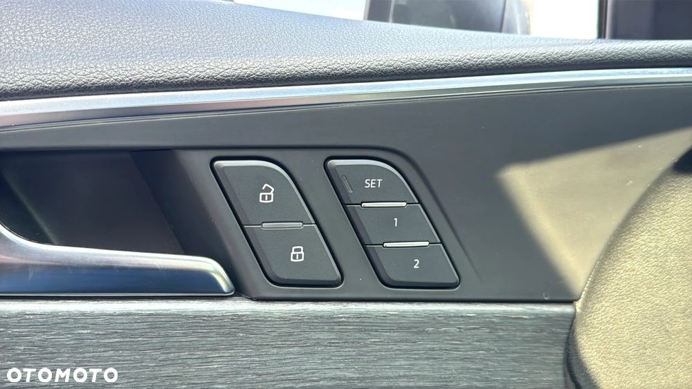 Audi A4 Limousine 2.0 TFSI Quattro S tronic - 19