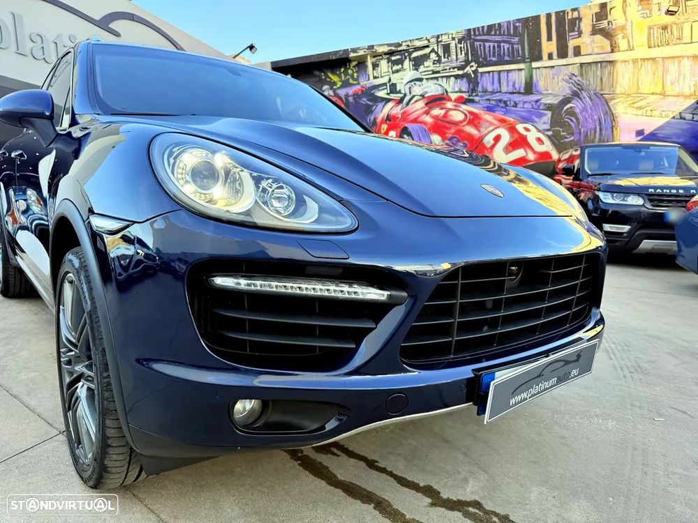 Porsche Cayenne Turbo - 48