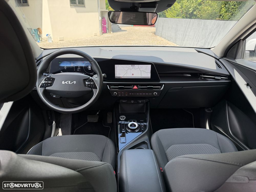 Kia Niro EV 64kWh Drive - 10