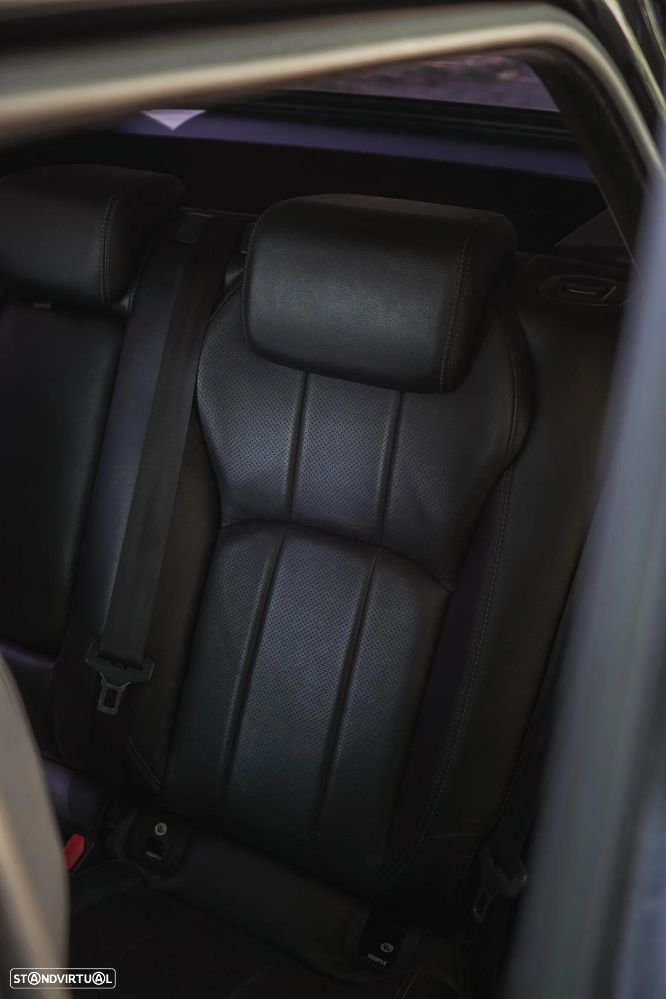 Land Rover Range Rover Evoque TD4 Aut. Black-Edition - 28
