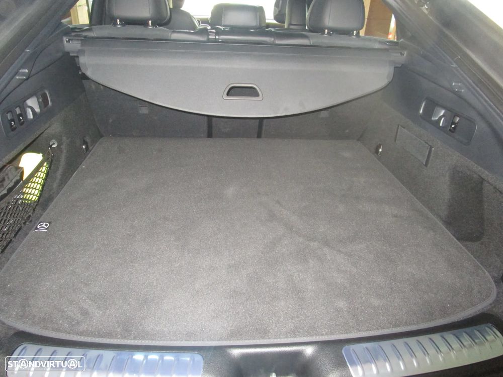 Mercedes-Benz GLC 300 - 58