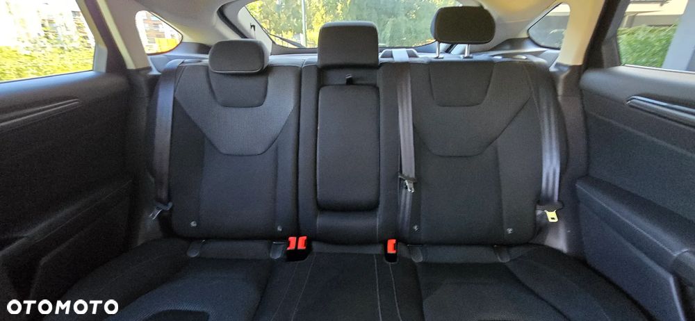 Ford Mondeo - 15