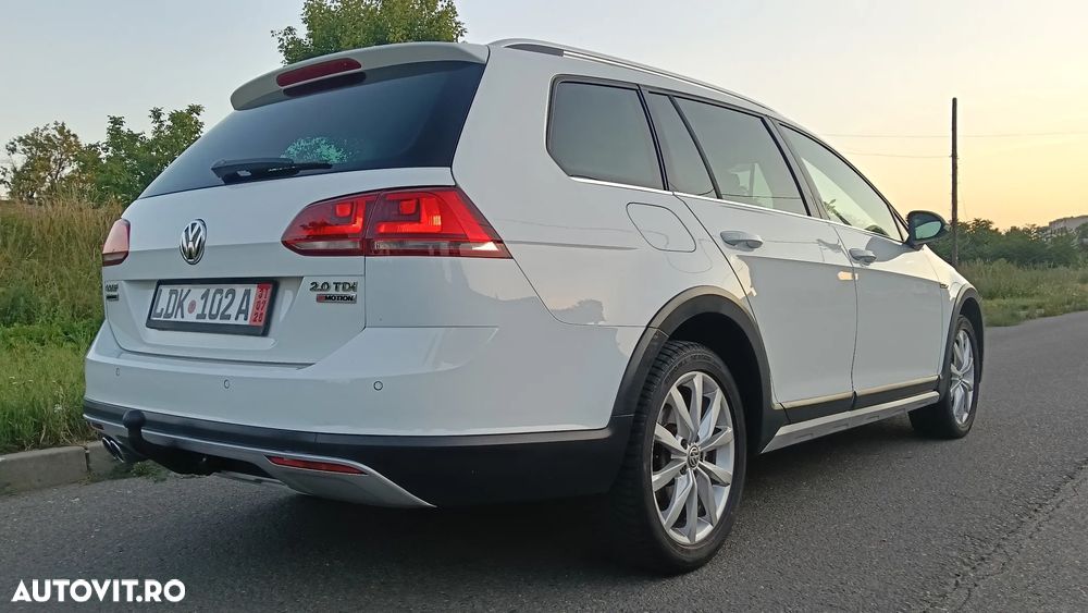 Volkswagen Golf - 4