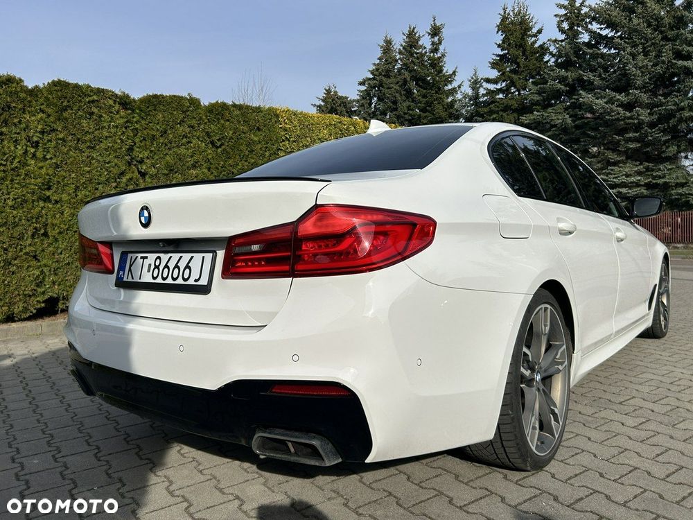BMW Seria 5 M550i xDrive sport - 5