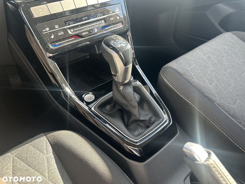 Volkswagen T-Cross 1.0 TSI Life Plus DSG - 22