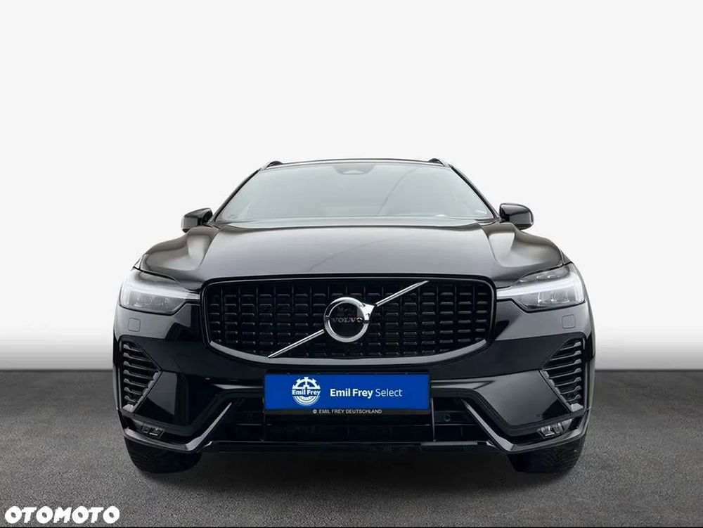 Volvo XC 60 B4 B Plus Dark - 3