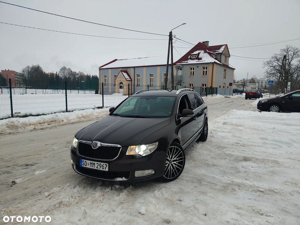 Skoda Superb 2.0 TDI DSG Exclusive - 1