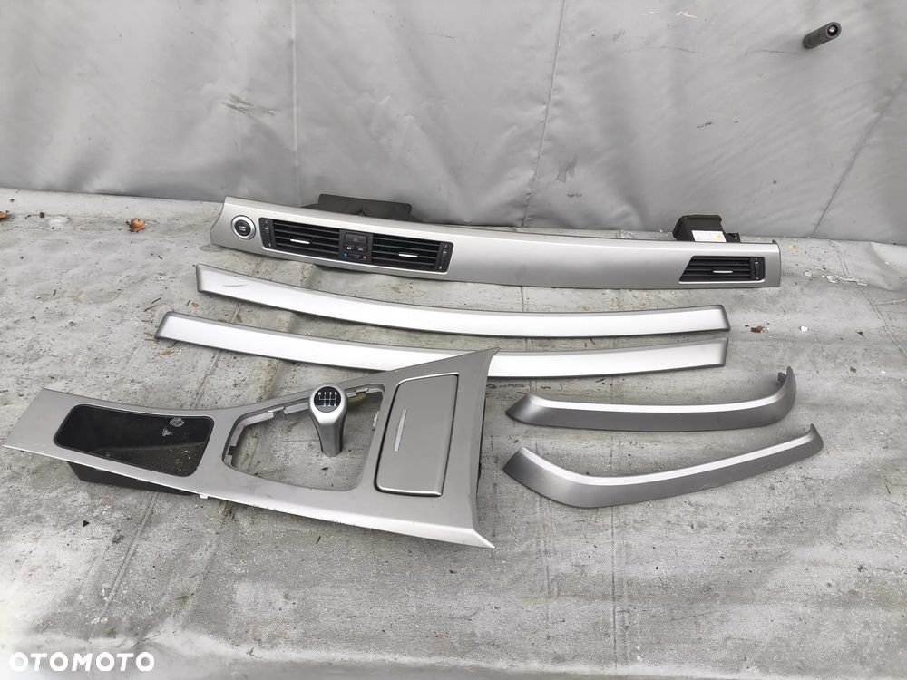 BMW E90 E91 LIFT LCI FL LISTWY OZDOBNE DEKORY KONSOLI DRZWI KOMPLET - 1