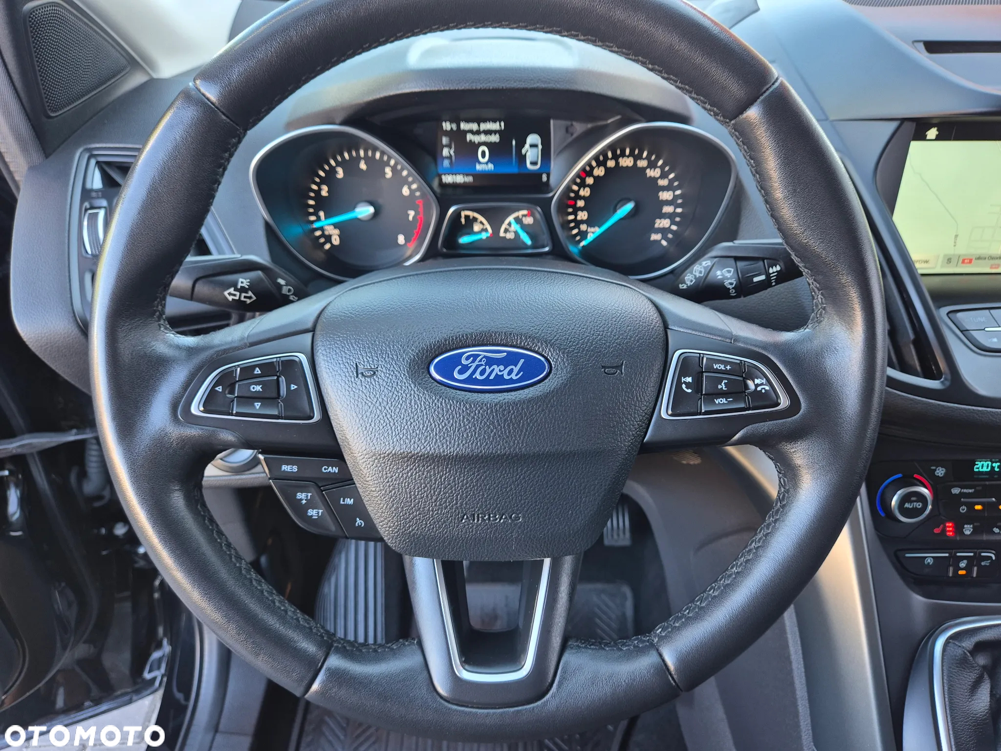 Ford Kuga - 35