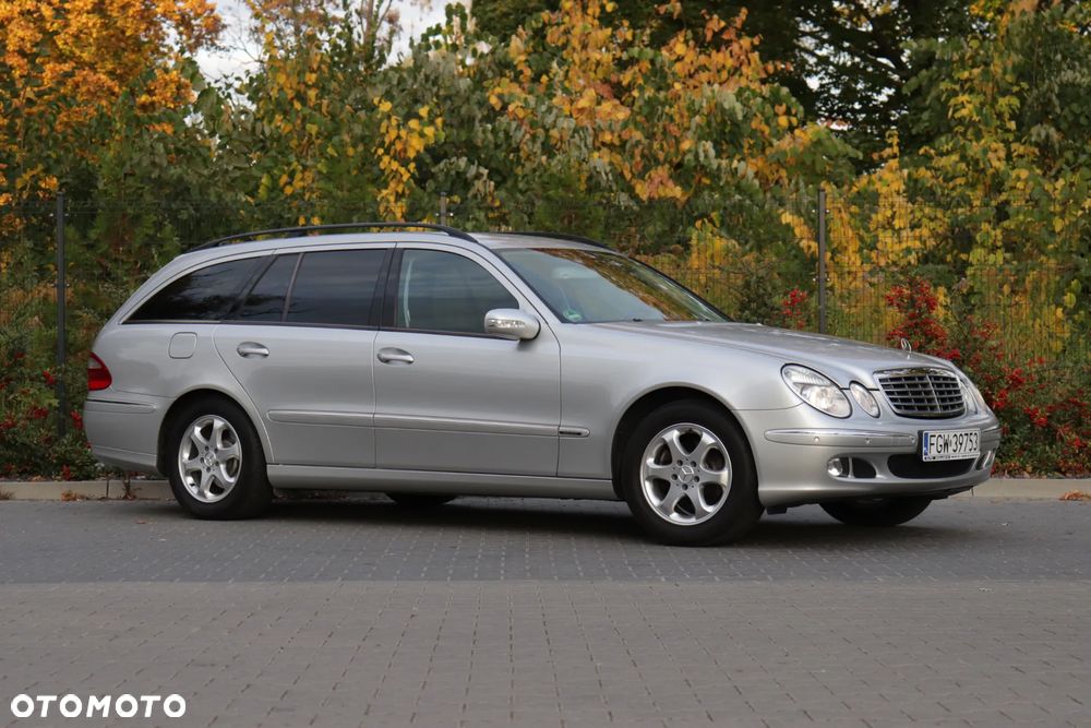 Mercedes-Benz Klasa E - 9