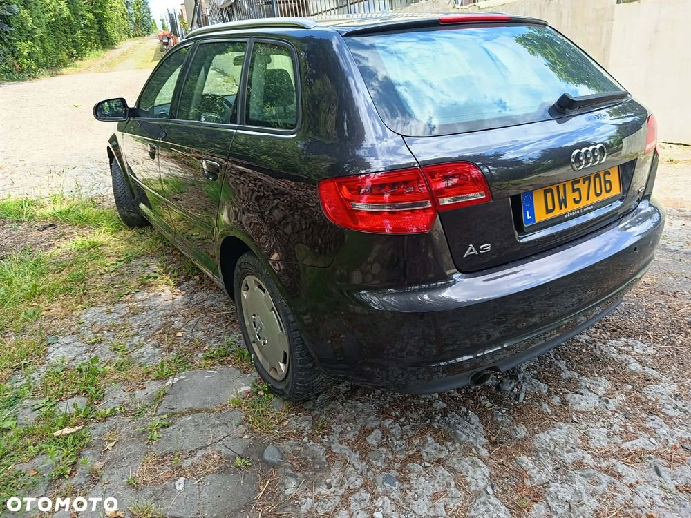 Audi A3 Sportback 2.0 TDI DPF Ambiente - 6