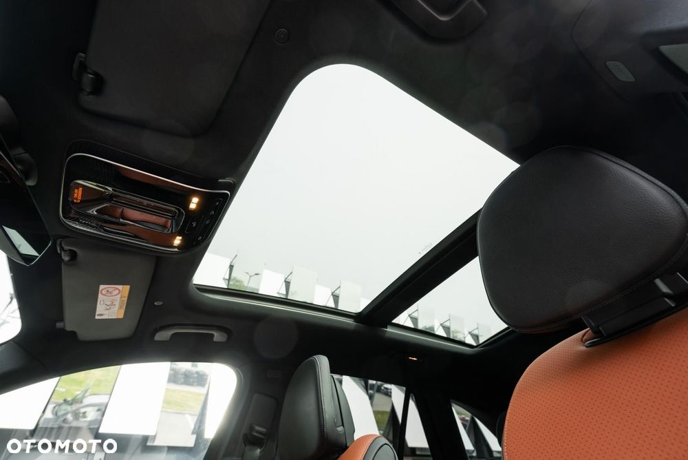 Mercedes-Benz GLC 300 mHEV 4-Matic AMG Line - 16