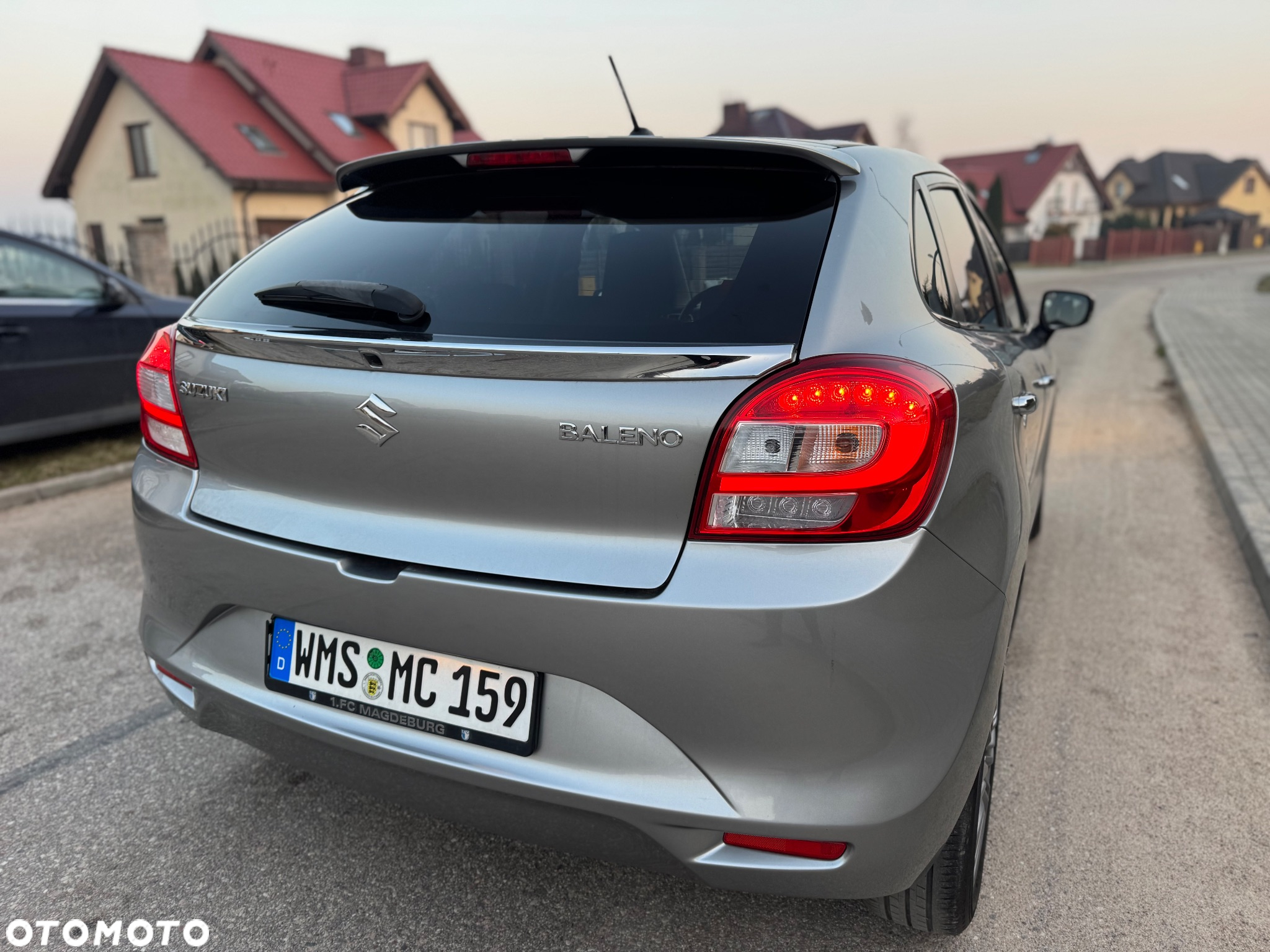 Suzuki Baleno 1.0 T Premium Plus - 12