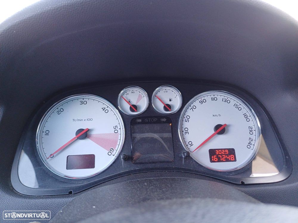 Peugeot 307 1.6 HDi Executive - 9