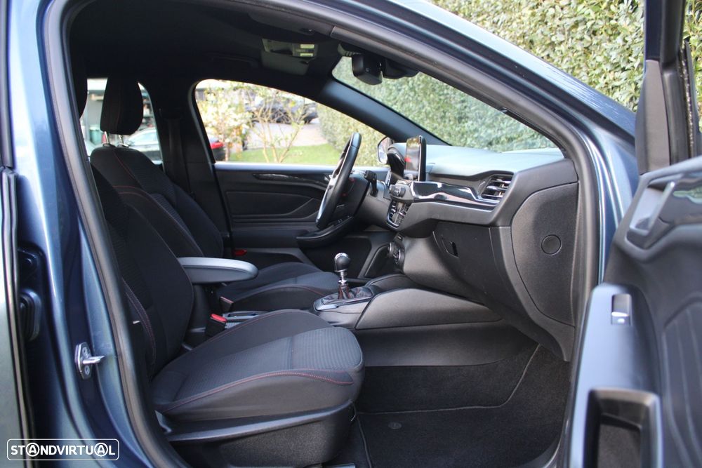 Ford Focus SW 1.5 TDCi EcoBlue ST-Line - 25