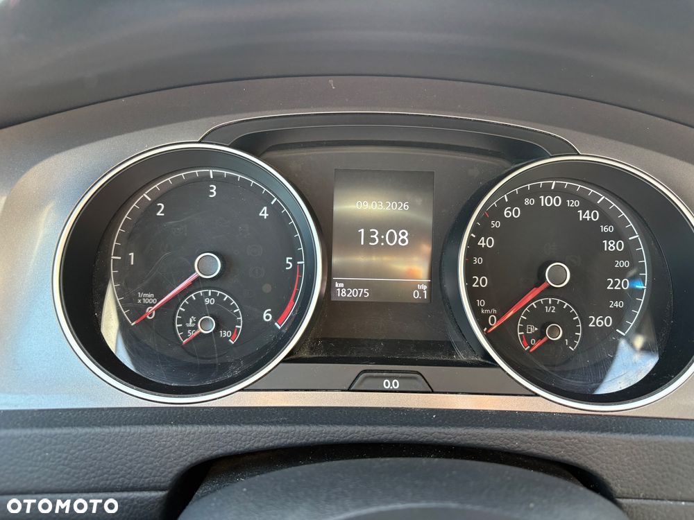 Volkswagen Golf 1.6 TDI BlueMotion Technology Comfortline - 4