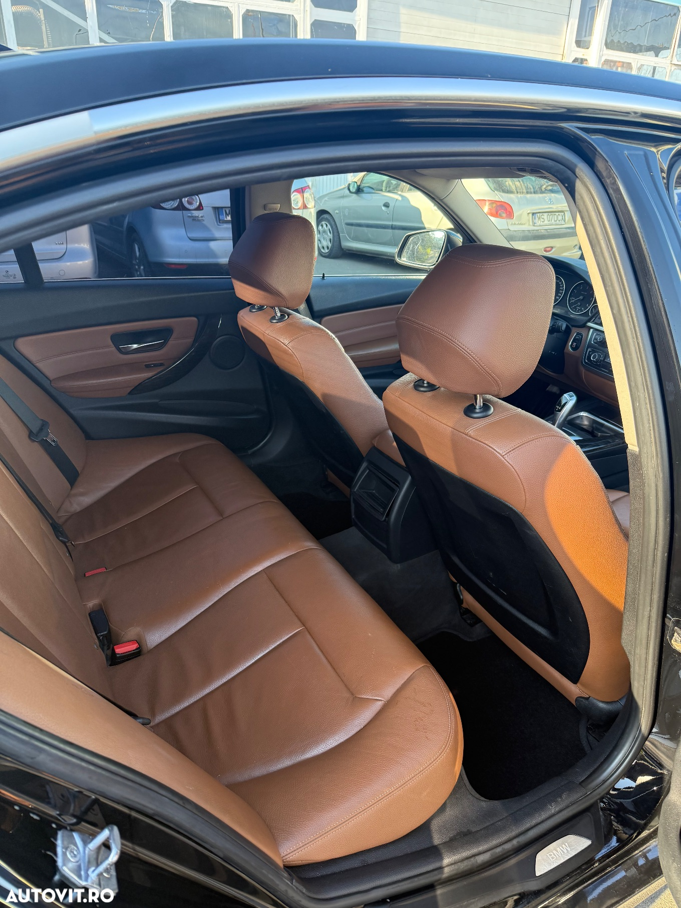 BMW Seria 3 318d Aut. Blue Performance Luxury Line - 9