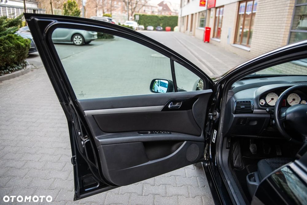 Peugeot 407 HDi 140 JBL - 14